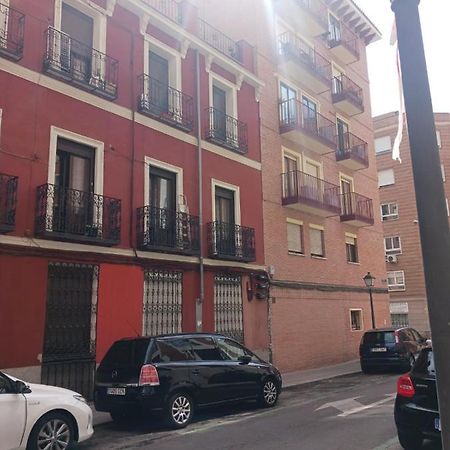Habitacion En Madrid Apartment Ngoại thất bức ảnh