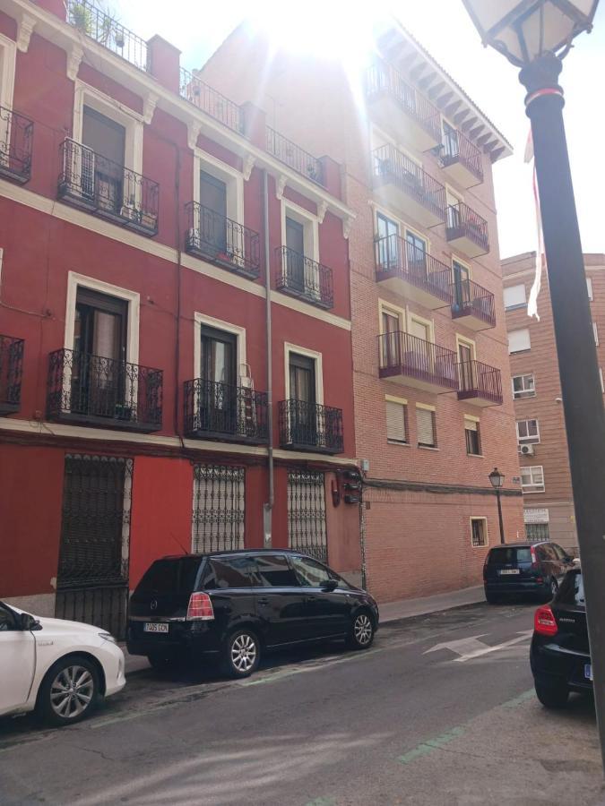 Habitacion En Madrid Apartment Ngoại thất bức ảnh